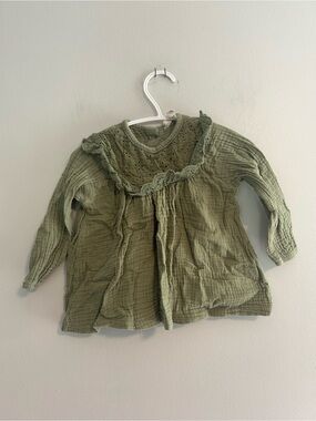 Jessica Simpson 12m Green Long-Sleeve Eyelet neckline blouse top